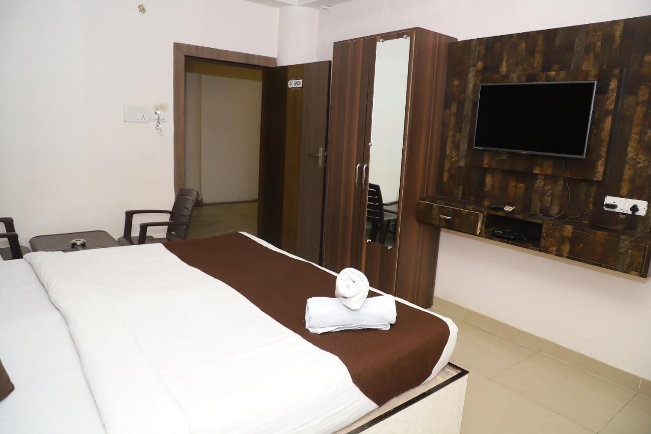 The Bagga Inn Jabalpur Exterior foto